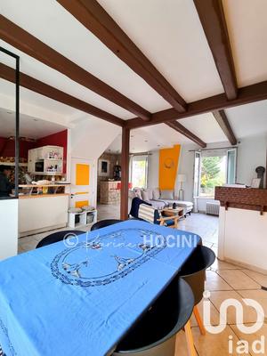 Maison - 100 m² - 4 pièces