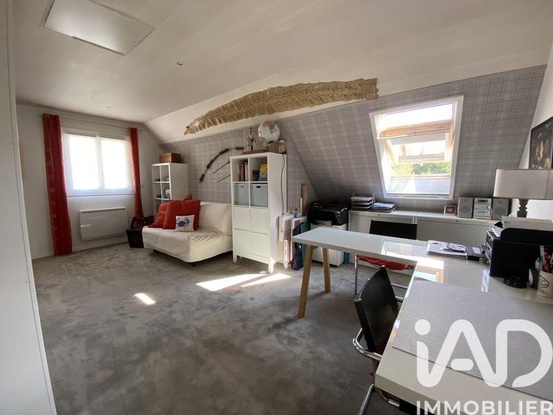 Maison - 236 m² - 7 pièces