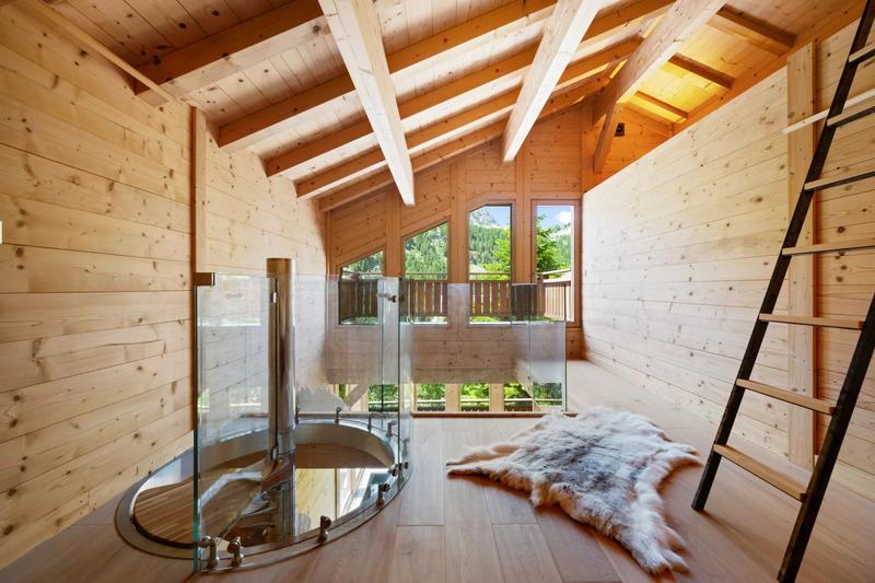 Villa - 390 m² - 9 pièces