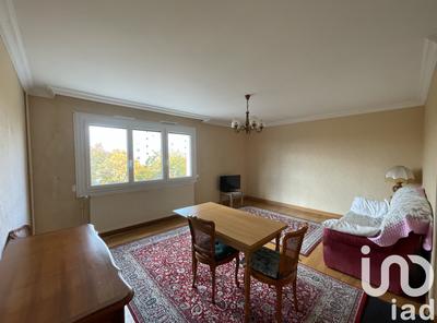 Appartement - 83 m² - 4 pièces