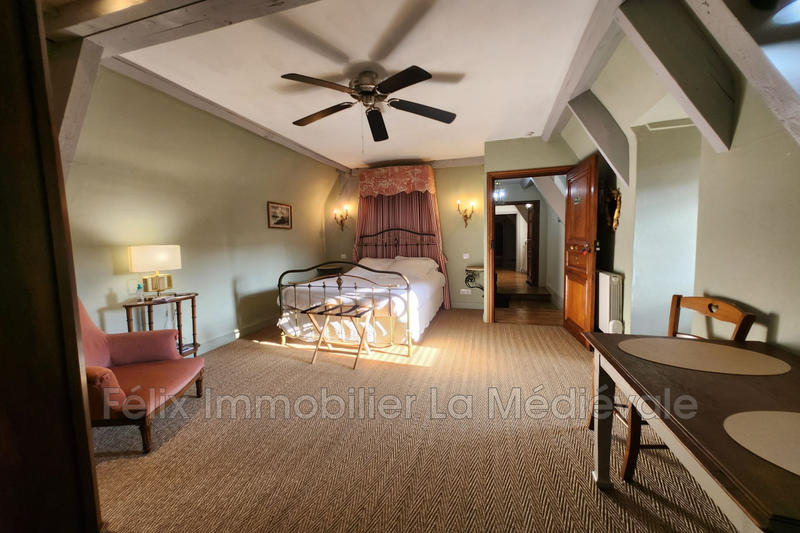 Appartement - 350 m² - 12 pièces