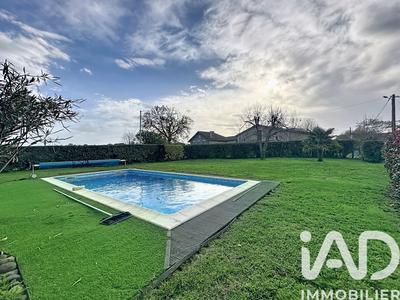 Maison - 138 m² - 6 pièces