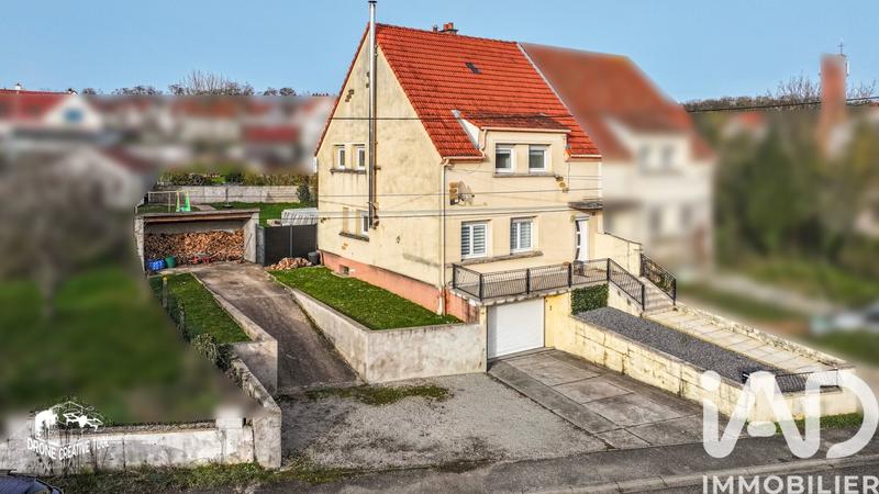 Maison - 110 m² - 5 pièces