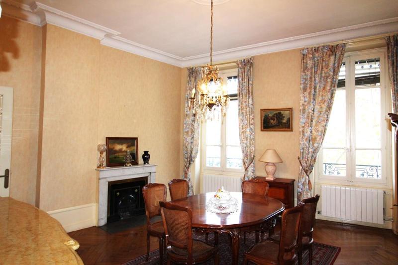 Appartement - 122 m² - 5 pièces