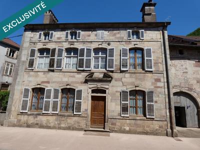 Maison - 188 m² - 7 pièces