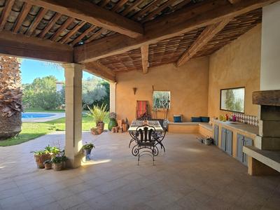 Maison - 224 m² - 5 pièces