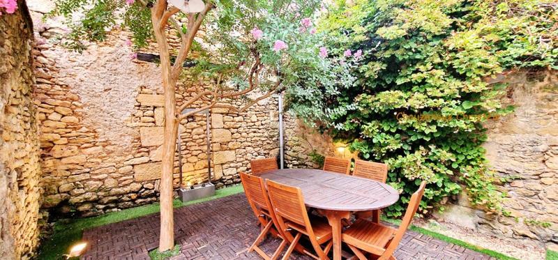 Maison - 166 m² - 8 pièces