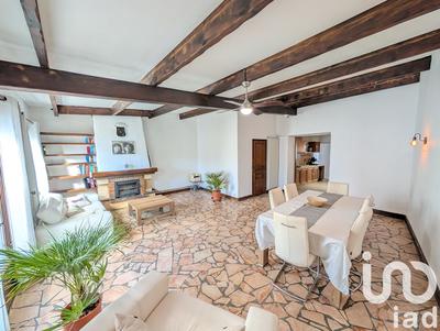 Maison - 212 m² - 10 pièces