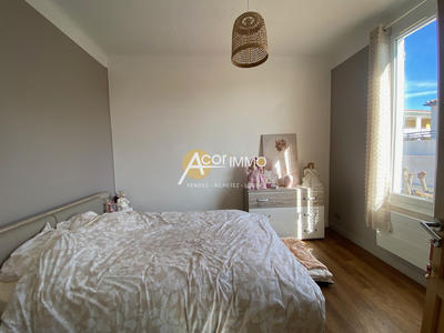 Villa - 80 m² - 4 pièces