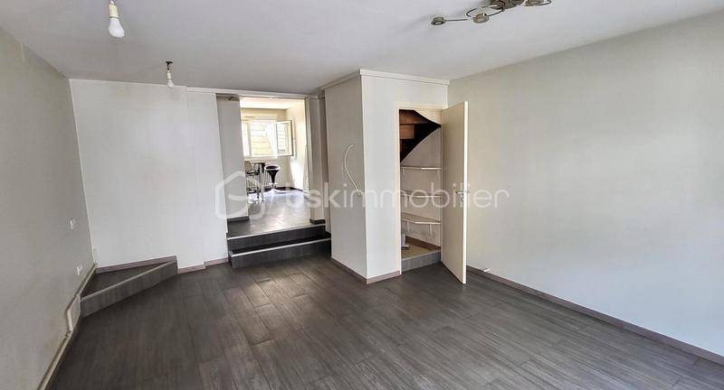 Maison de village - 83 m² - 5 pièces