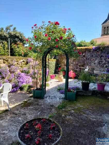 Maison - 228 m² - 6 pièces