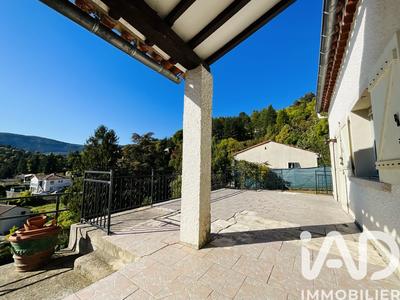 Maison - 94 m² - 4 pièces