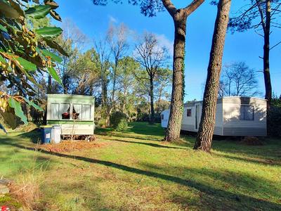 Terrain de loisirs - 1 200 m²