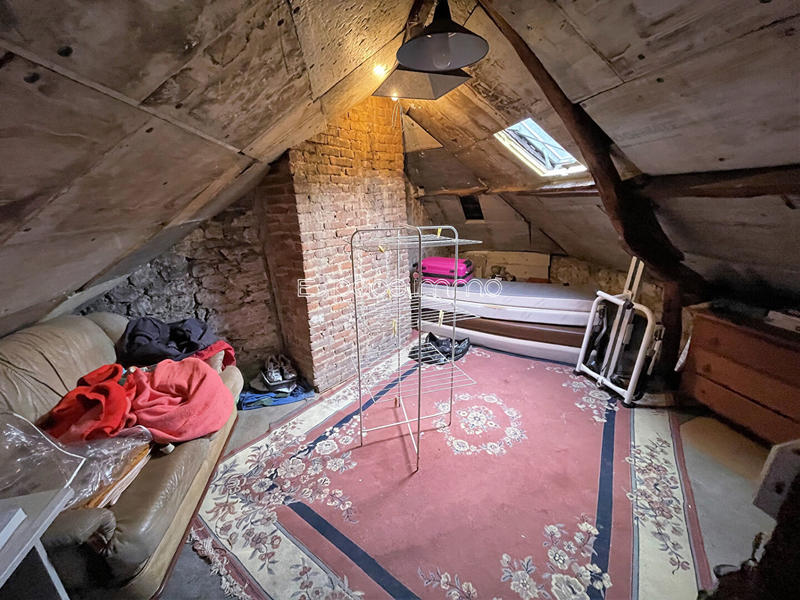 Immeuble - 130 m² - 7 pièces