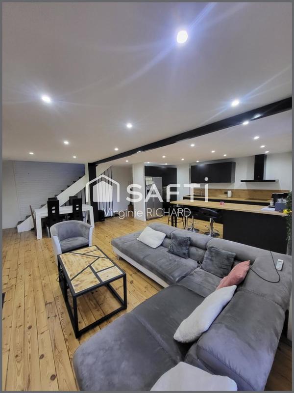 Maison - 200 m² - 7 pièces