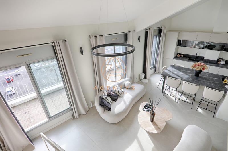 Appartement - 99 m² - 5 pièces