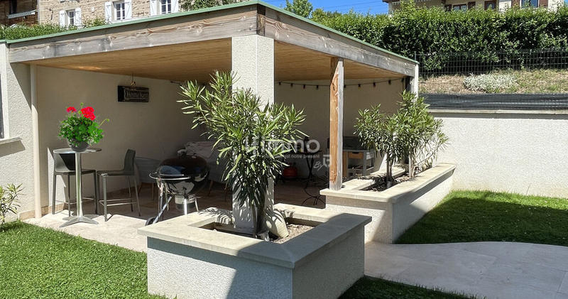 Maison - 140 m² - 6 pièces