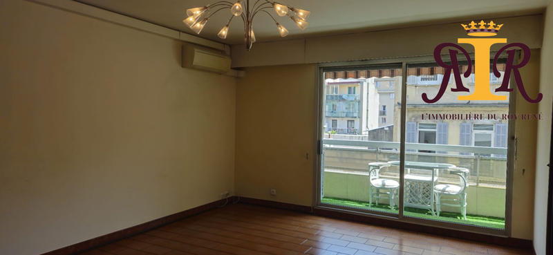 Appartement - 98 m² - 4 pièces