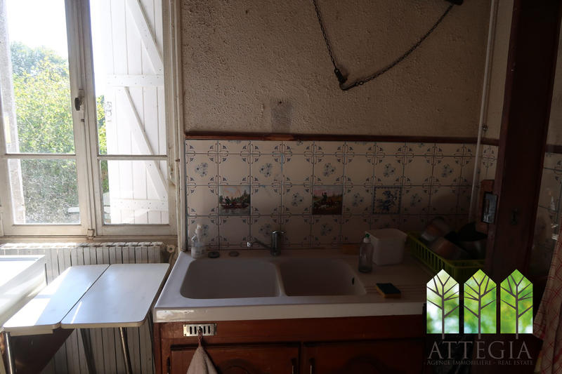 Maison - 261 m² - 14 pièces