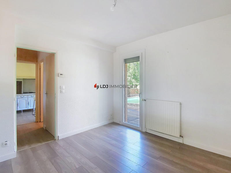 Maison - 97 m² - 5 pièces