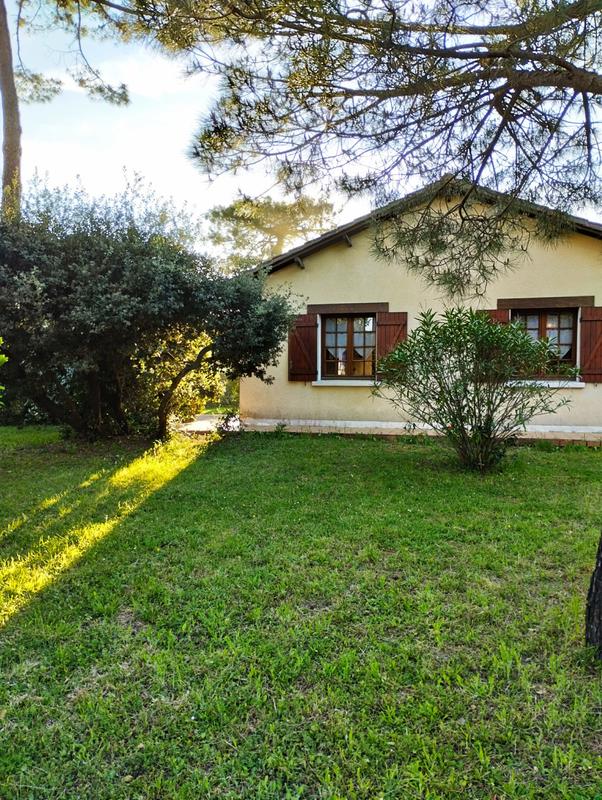 Maison traditionnelle - 88 m² - 5 pièces