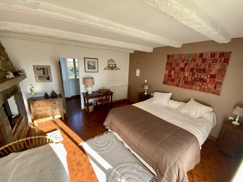 Maison - 290 m² - 11 pièces