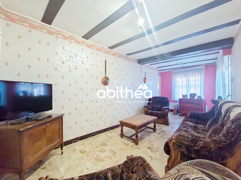 Maison - 96 m² - 4 pièces