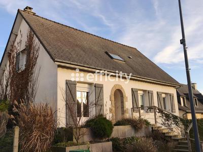 Maison - 186 m² - 7 pièces