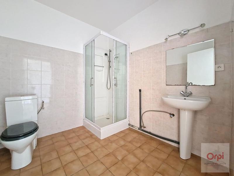 Studio - 28 m² - 1 pièce