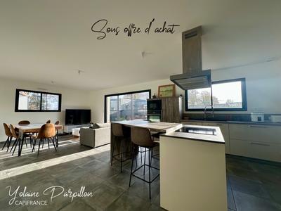 Maison - 92 m² - 4 pièces