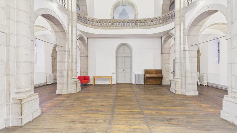 Maison - 600 m² - 6 pièces