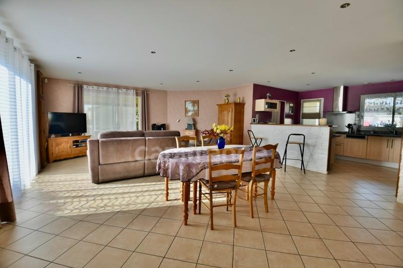 Maison - 130 m² - 5 pièces