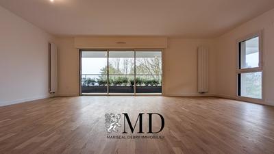 Appartement - 109 m² - 4 pièces