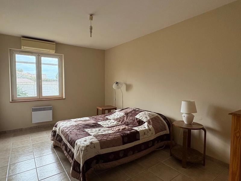 Maison - 275 m² - 7 pièces