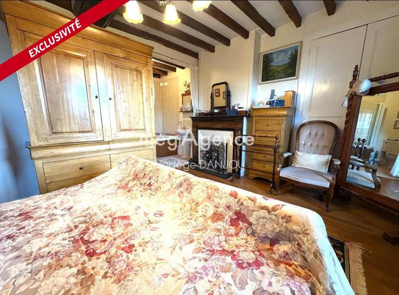 Maison - 181 m² - 8 pièces