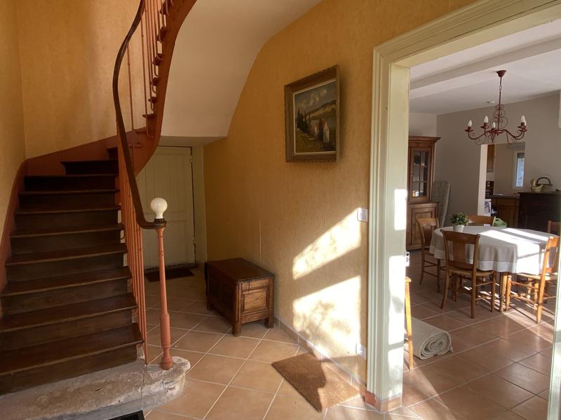 Maison ancienne - 224 m² - 7 pièces
