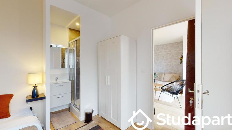 Chambre - 12 m² - 1 pièce