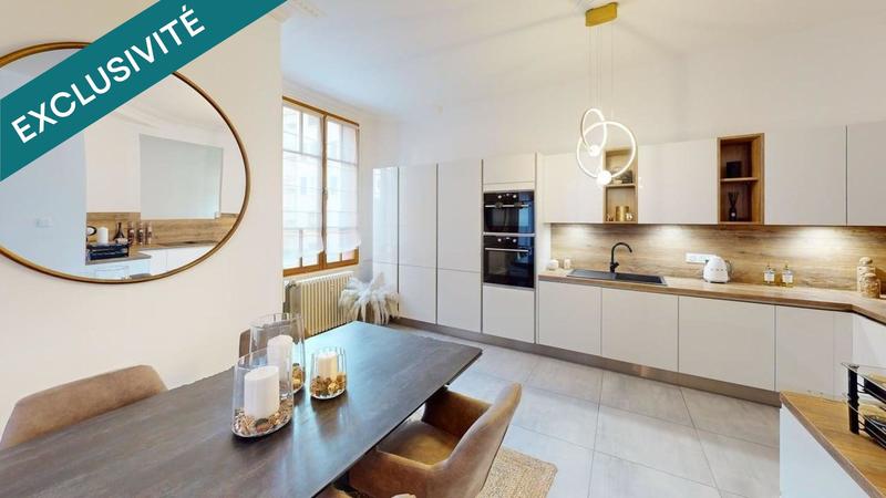 Appartement - 82 m² - 3 pièces