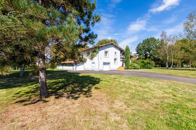 Maison - 140 m² - 7 pièces