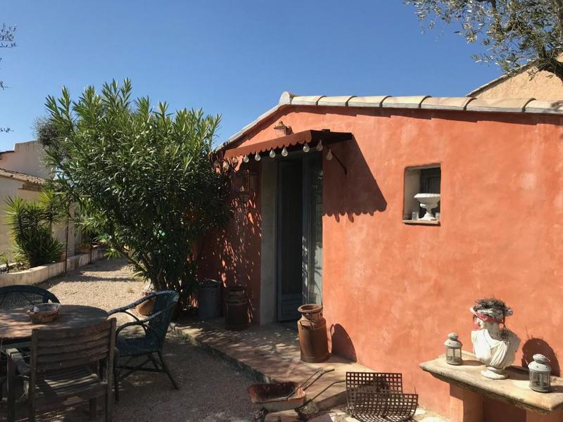 Villa - 208 m² - 6 pièces