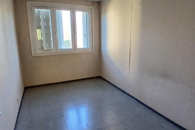 Appartement - 92 m² - 5 pièces
