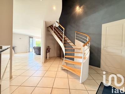 Maison de maîtres - 210 m² - 9 pièces