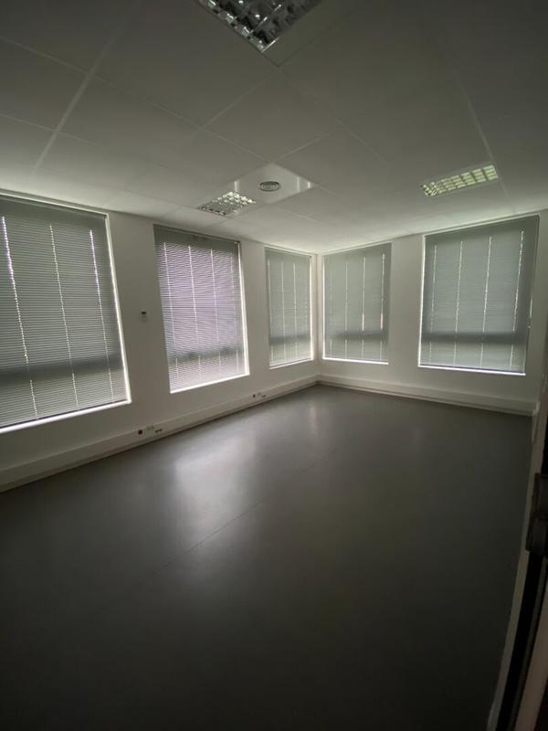 Local commercial - 226 m²