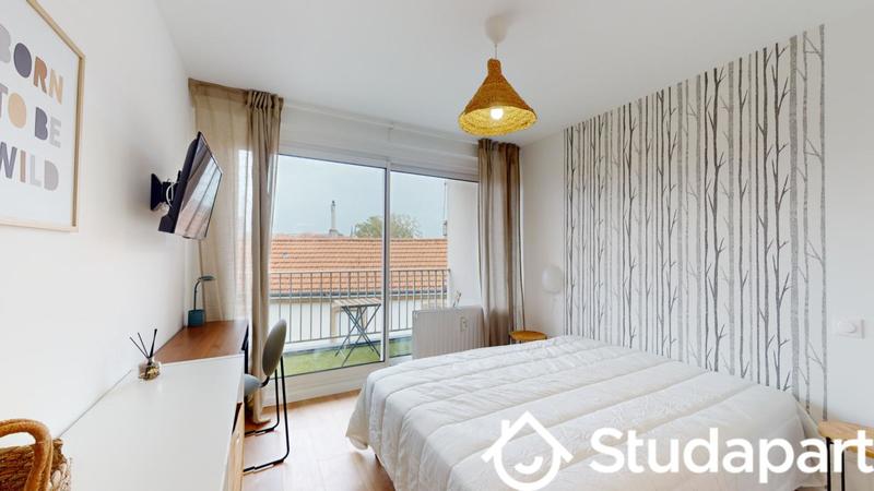 Chambre - 13 m² - 1 pièce