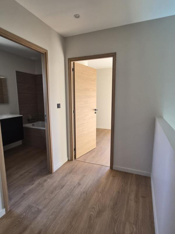 Appartement - 102 m² - 4 pièces