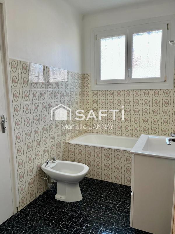 Villa - 180 m² - 8 pièces