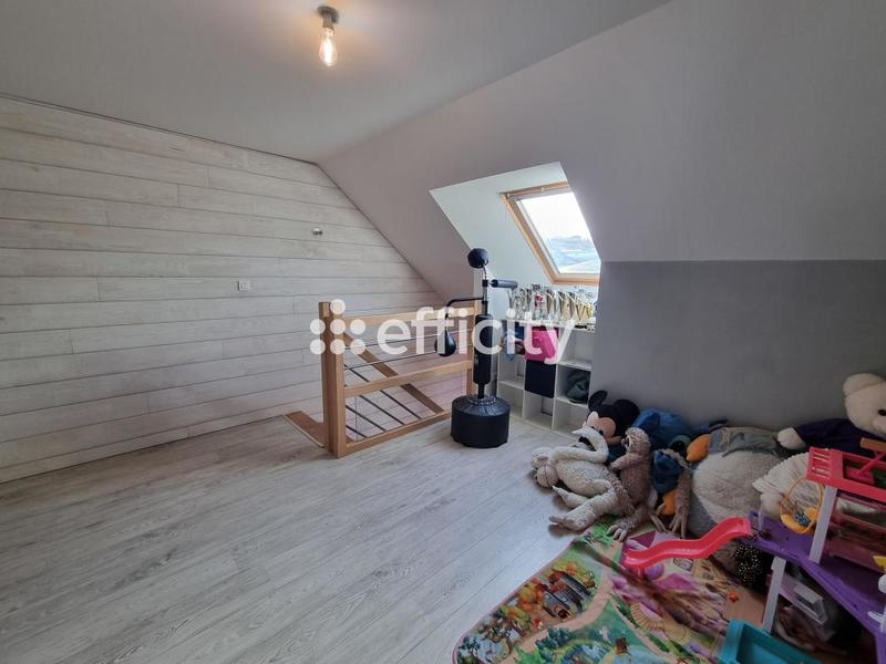 Maison - 138 m² - 6 pièces