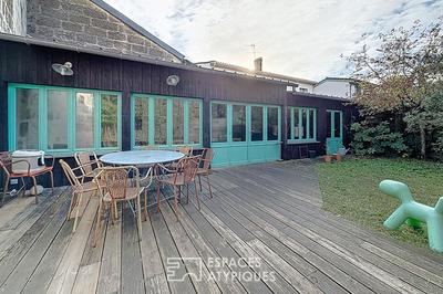 Propriété - 200 m² - 200 pièces