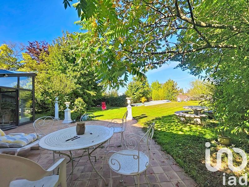 Maison de maîtres - 200 m² - 9 pièces