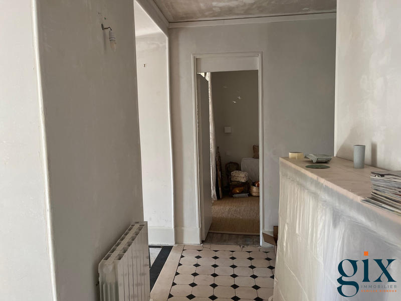 Appartement - 85 m² - 3 pièces